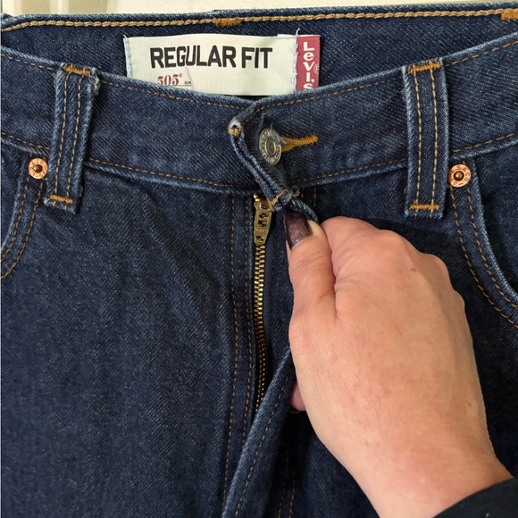 Levi’s-505 regular fit men’s jeans. Size 38x30 Dark wash. New w/o tags! - Picture 7 of 14